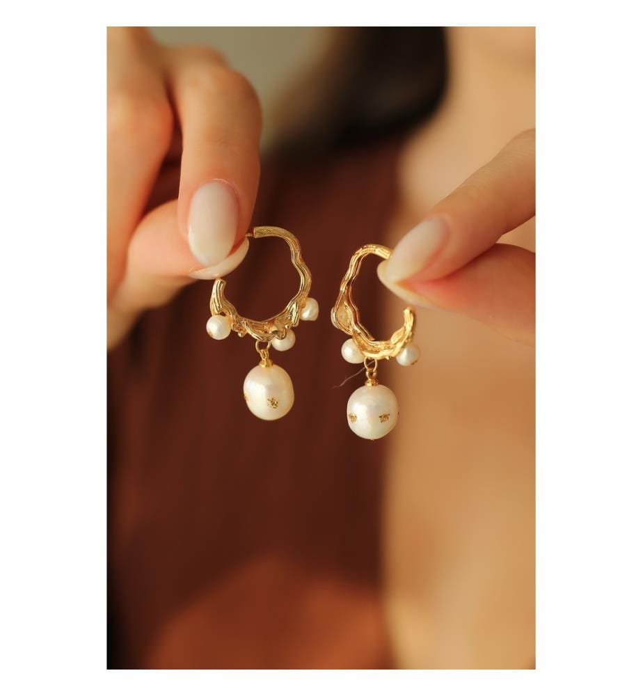 Pearl Earrings - White 