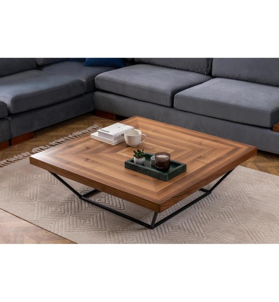 Couchtisch – Nussbaum