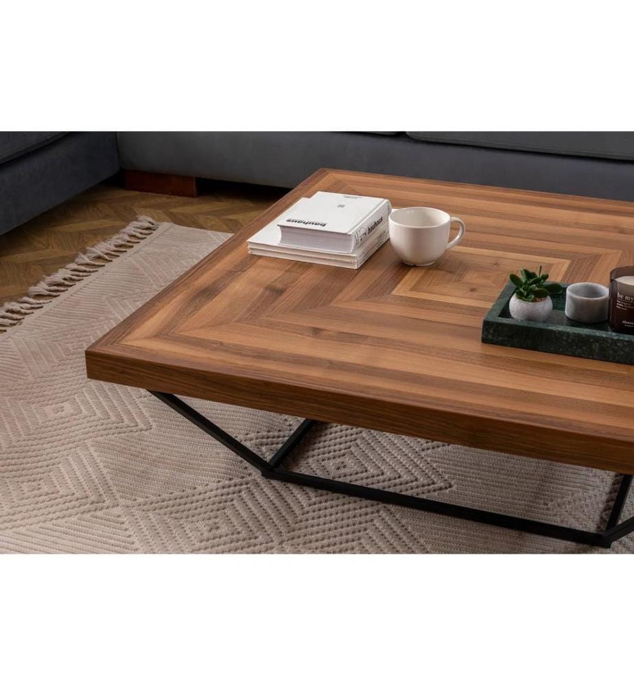 Couchtisch – Nussbaum
