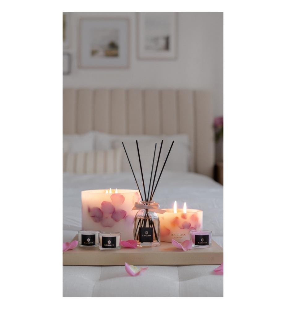 Velvet Rose Botanical Scented Candle - 1,600 g