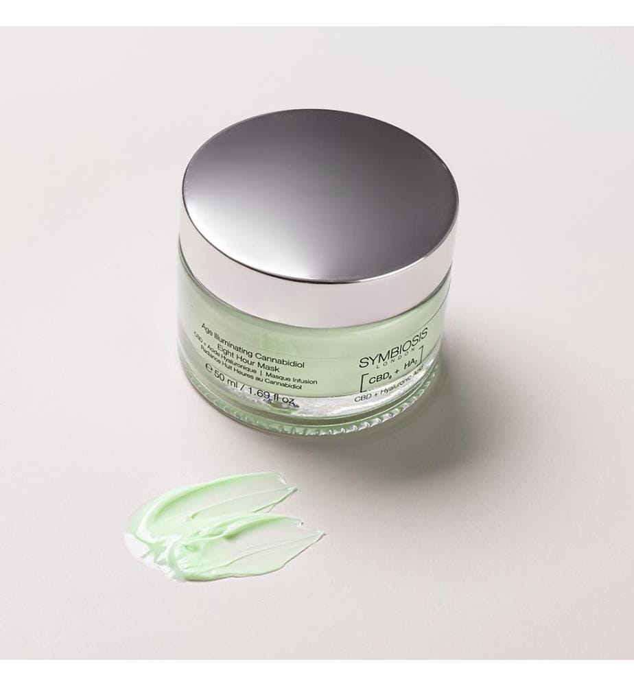 Maschera idratante illuminante da otto ore con CBD e acido ialuronico - 50 ml