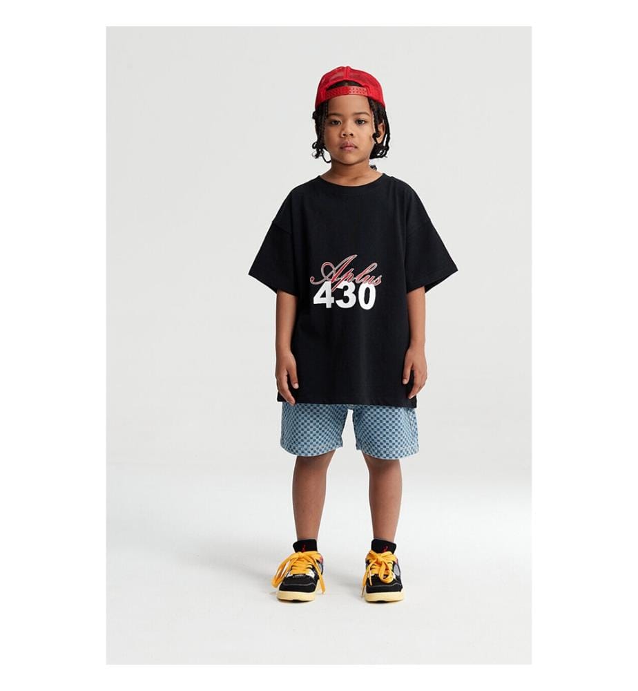 Aplus 430 Dove T-Shirt mit Aufdruck – Schwarz