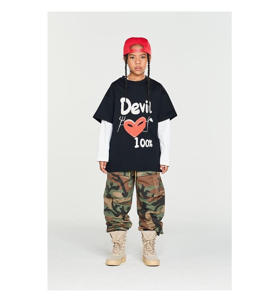 T-Shirt mit „Angel Devil“-Motiv – Schwarz