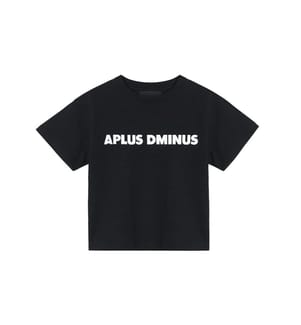 T-Shirt mit kantigem Logo – Schwarz