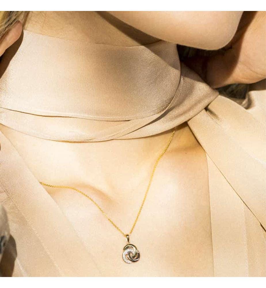 Trior pendant - Yellow gold 375/1000