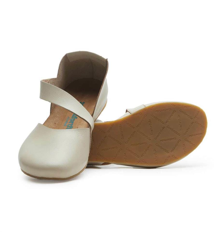 Flache Lederschuhe mit Korkfussbett - Beige