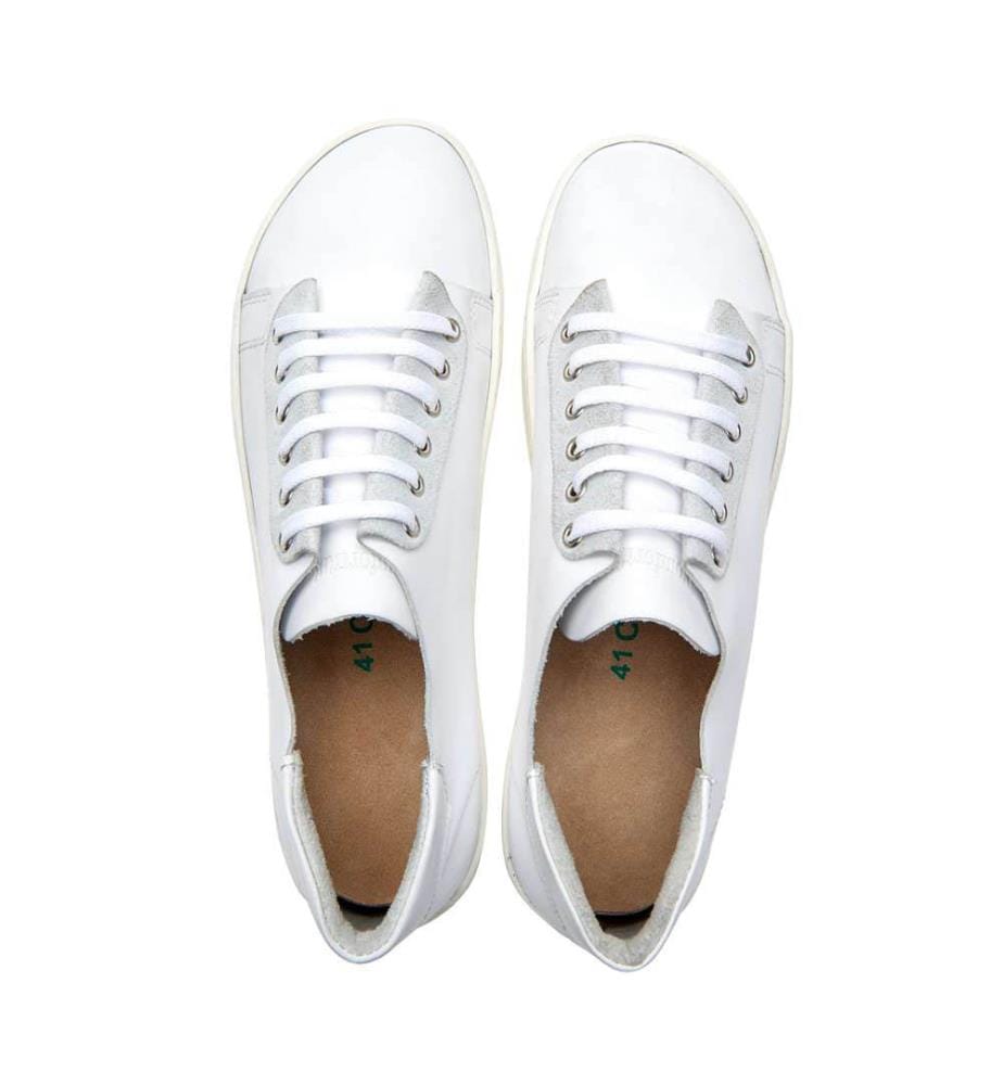 Turnschuhe aus Leder mit anatomisch geformtem Korkfussbett - Weiss