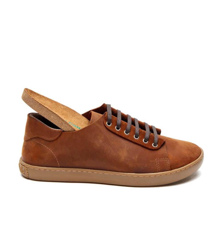 Turnschuhe aus Leder mit anatomisch geformtem Korkfussbett - Braun-Crazy