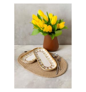 Set of 2 dishes - White, brown, and yellow
