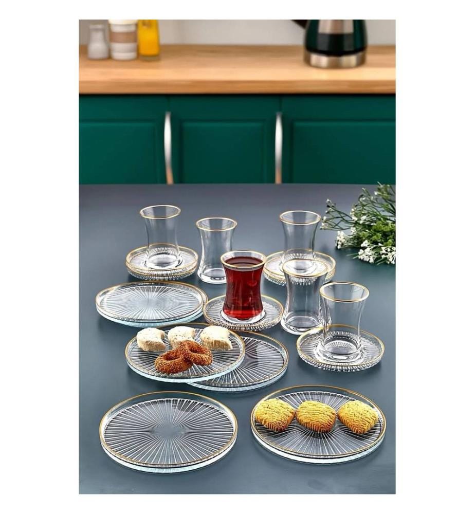 Set of 18 tea service pieces - Gold and clear