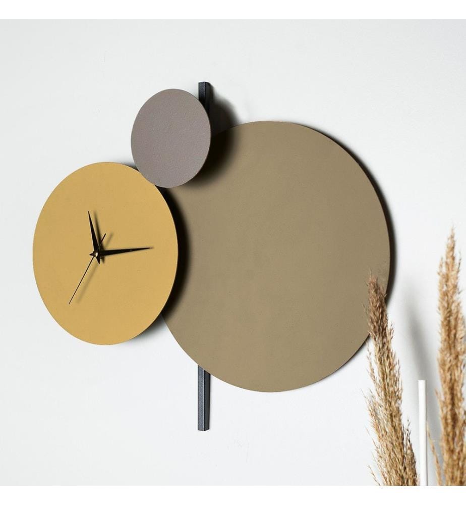 Metal Wall Clock - Beige/Cream