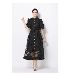 Midi-Kleid aus 3D-Strick mit Blumenmuster und Taillengürtel – Schwarz