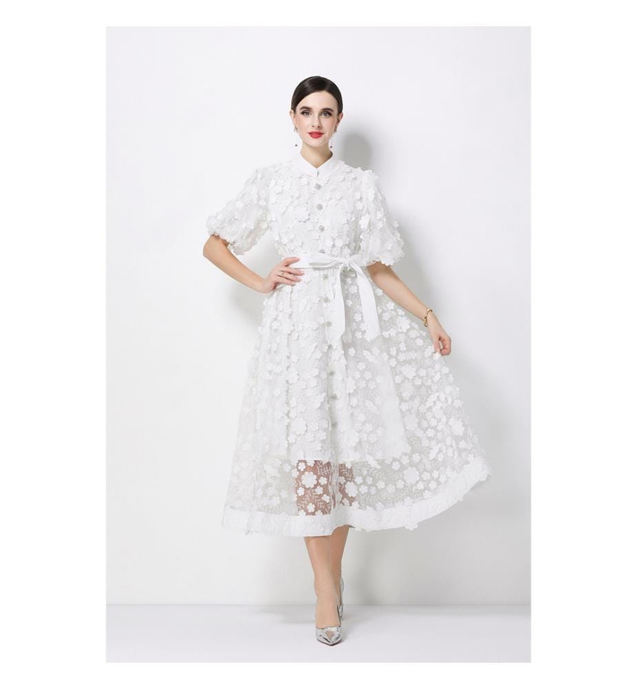 Midi-Kleid aus 3D-Blumenstrick mit Taillenbund – Weiss