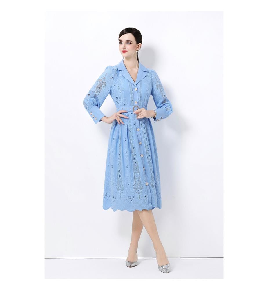 Robe-chemise mi-longue brodée à oeillets et ceinture - Bleu
