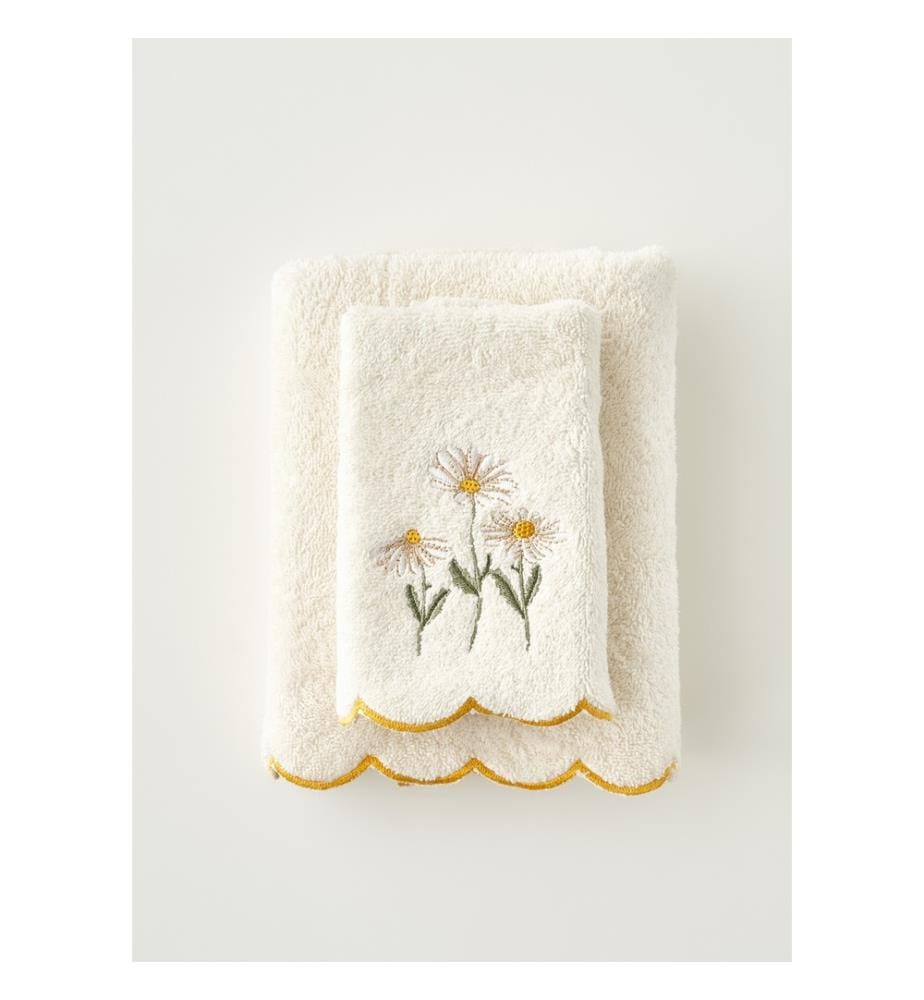 Daisy embroidered towel - Beige