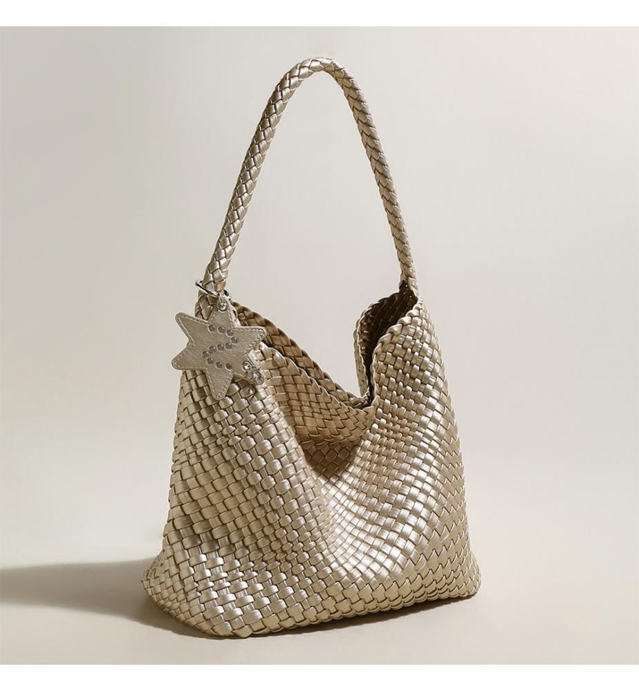 Lumière Hobo-Tasche aus geflochtenem Metallic-Leder - Champagne
