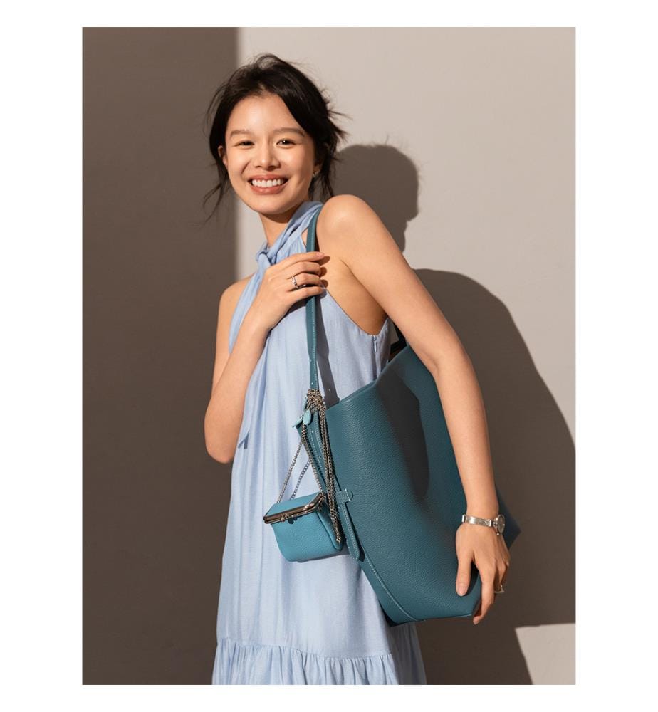 Brieftasche mit Kugelschliesse - Blau