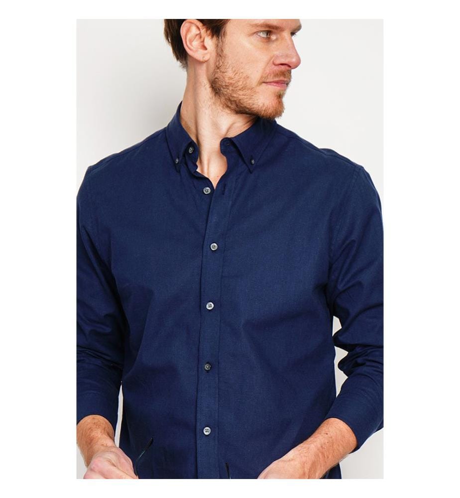 Camicia slim fit con colletto classico e polsini rotondi - Blu navy