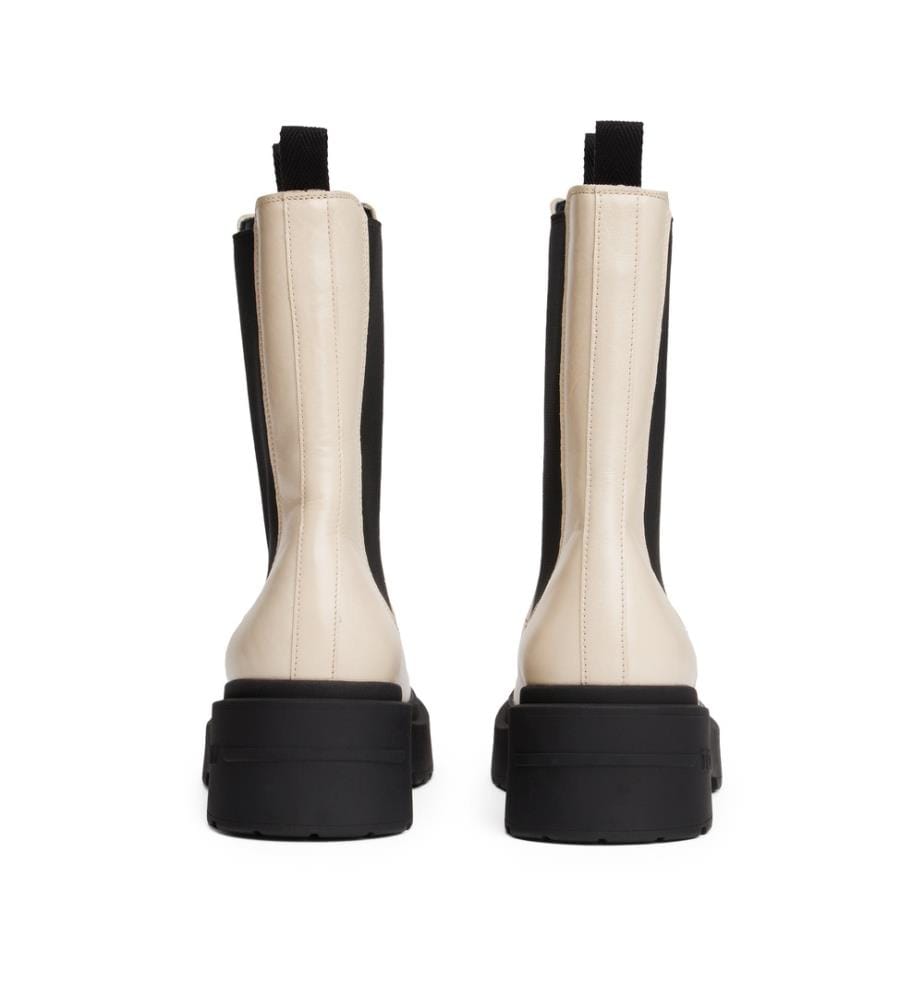 Glänzende dicke Stiefeletten - Beige