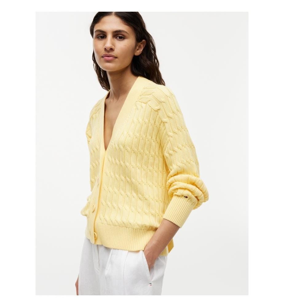 Oversized cardigan with a V-neck and cable knit pattern