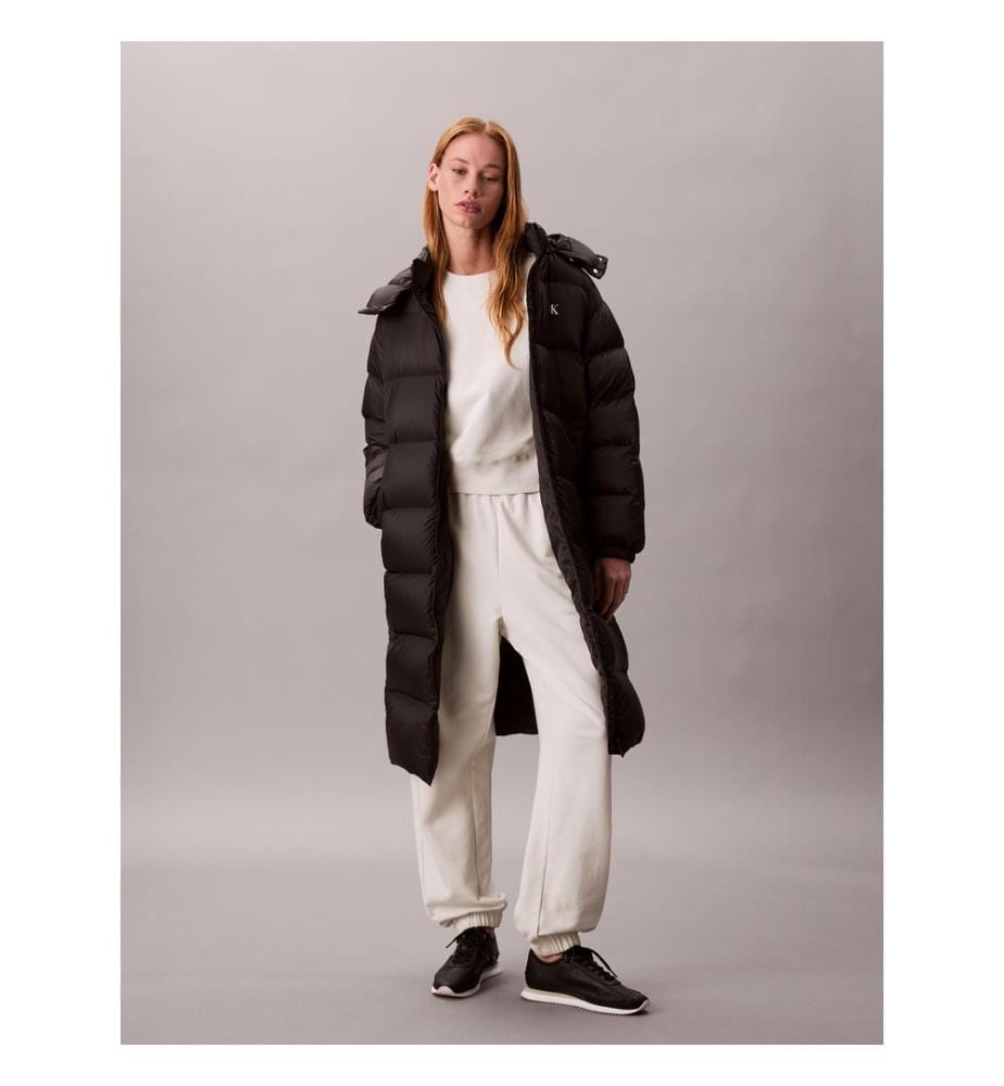 Lange Daunenjacke mit Kapuze - Schwarz