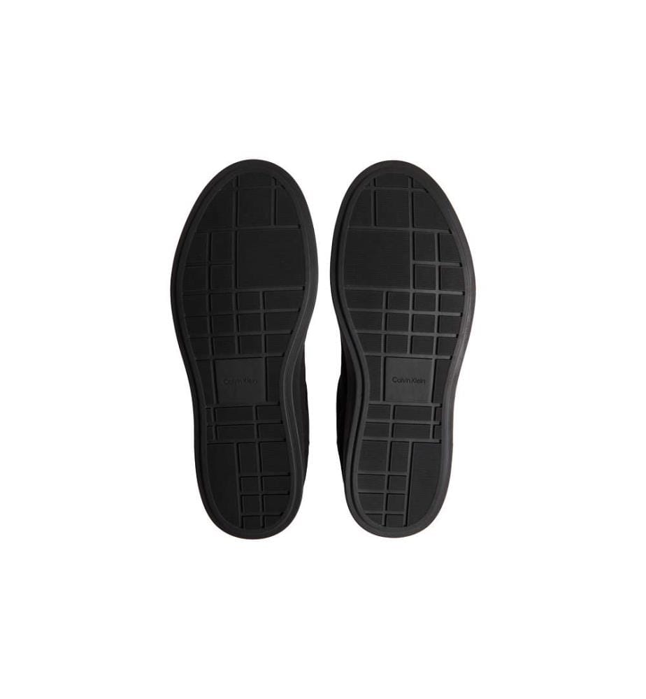 Canvas Sneakers - triple black