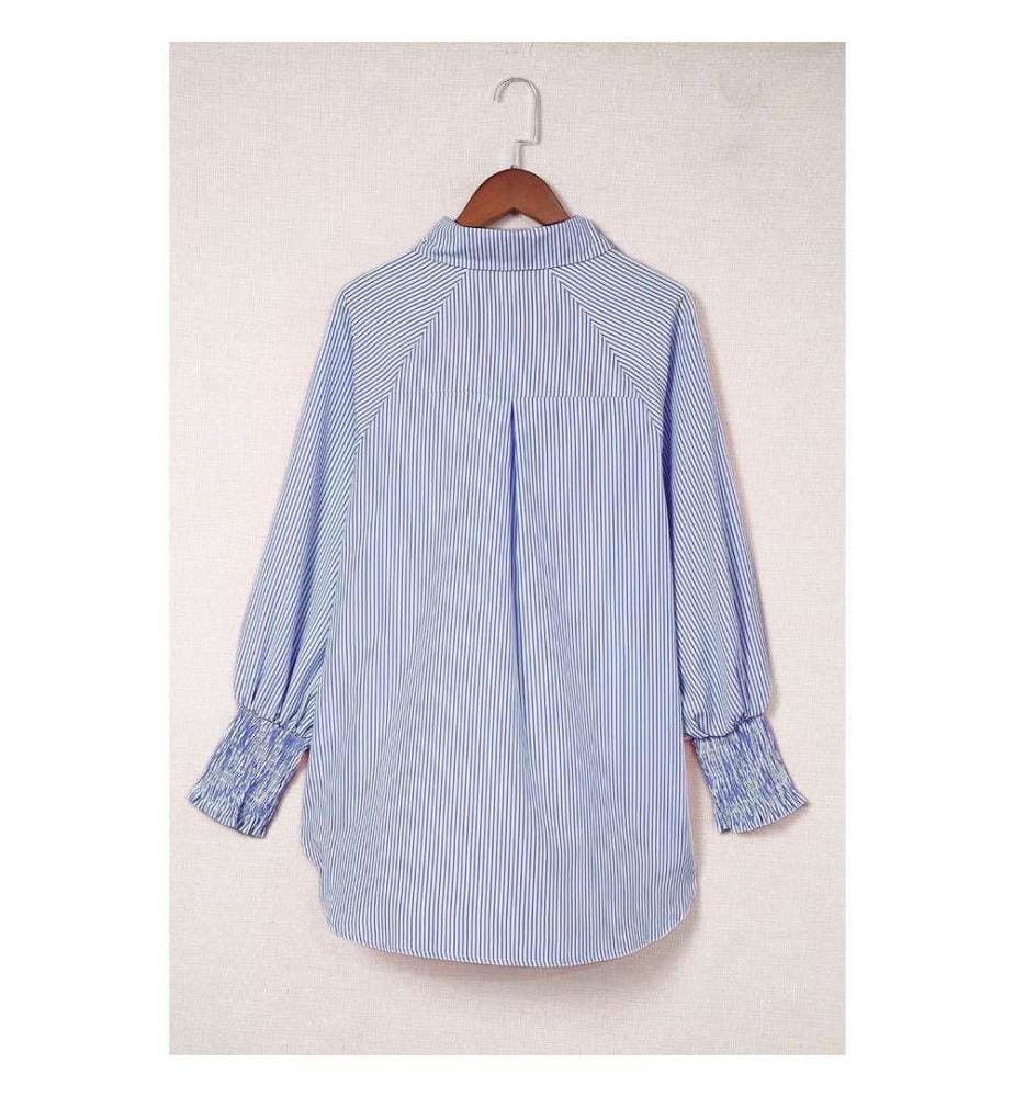 Blau gestreiftes Boyfriend-Hemd mit gerafftem Revers und Tasche - Blue-Stripe
