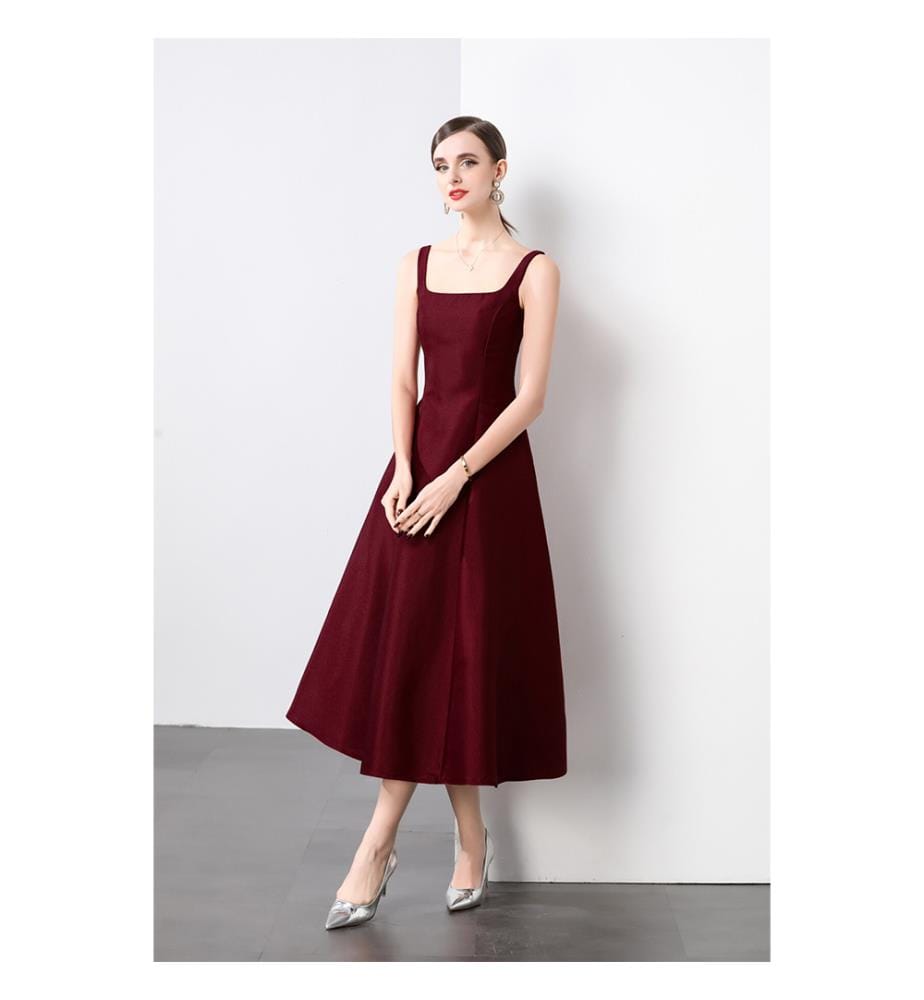 Robe ballerine longue et évasée à bretelles épaisses - Vin