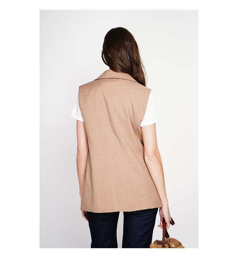 Gilet cintré en lin sans manches avec poches rabat - Camel
