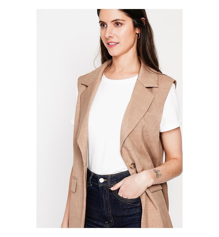 Gilet cintré en lin sans manches avec poches rabat - Camel