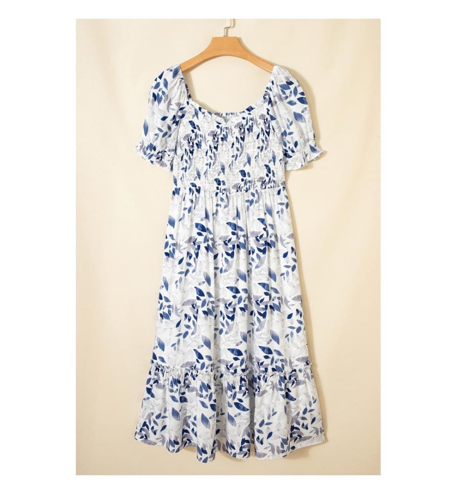 Halblanges Kleid mit Blumenmuster, Rüschen und kurzen Puffärmeln in Himmelblau mit Smock-Corsage