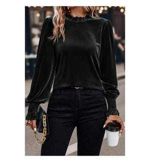 Schwarze Samtbluse mit Rüschenkragen