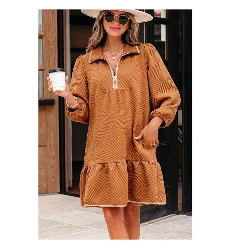 Kurzes Texturiertes Kleid Mit Zipper Kragen Und Ärmeln Armreifen Desert Gold - Desert-Gold