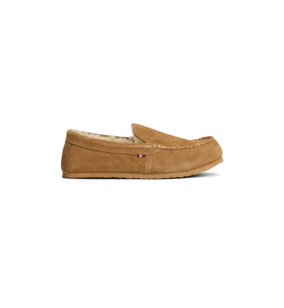 Filled suede slippers