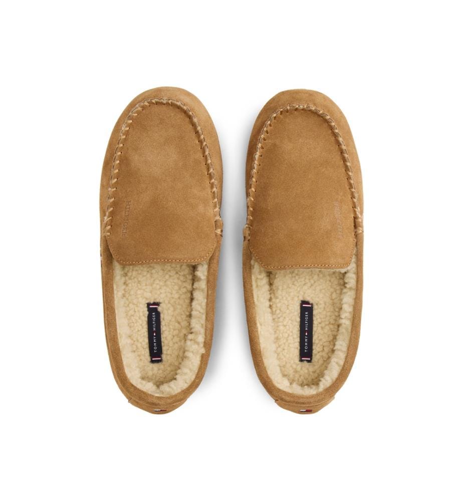 Filled suede slippers
