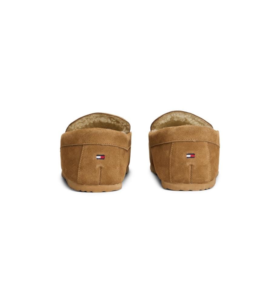 Filled suede slippers