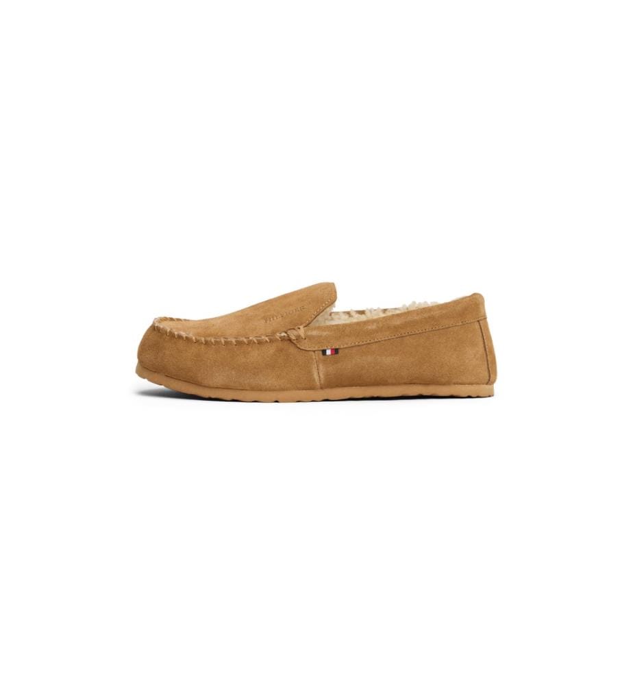 Filled suede slippers