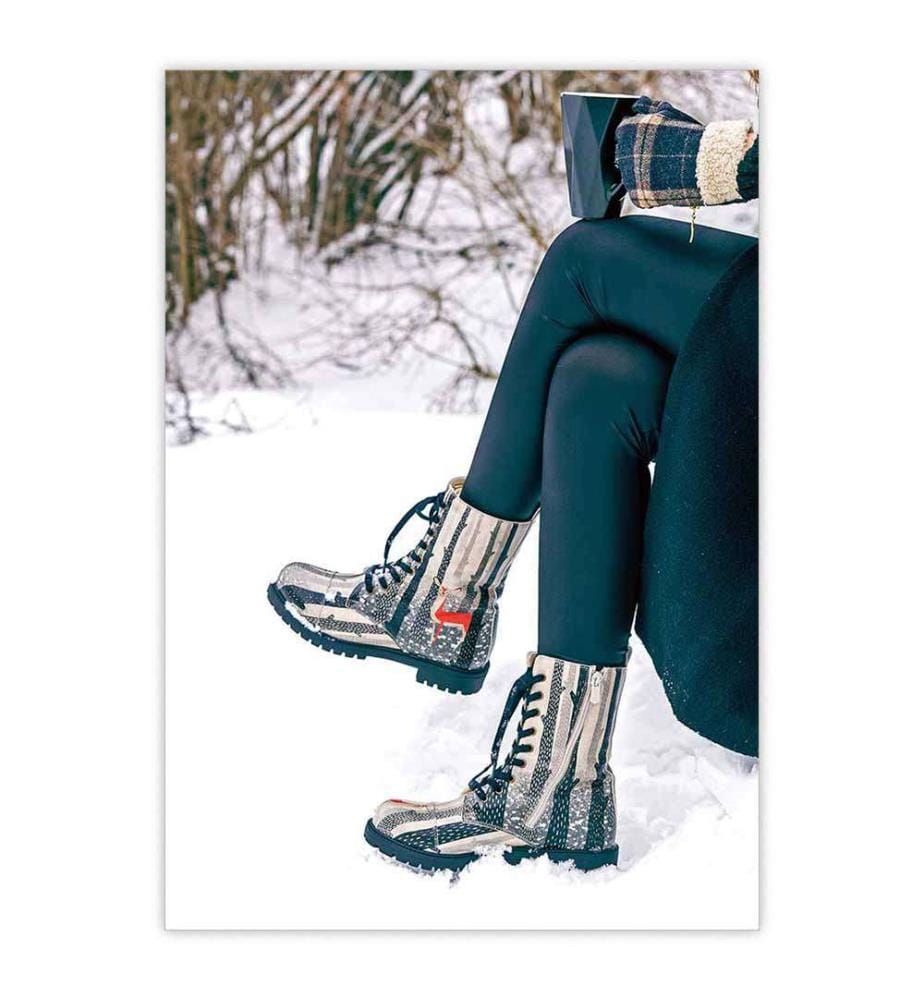 Lange Stiefel mit Reissverschluss aus veganem Leder - You are the Colour of My Life - Schwarz