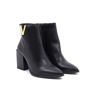 Stiefel mit einheitlicher Farbe - Schwarz