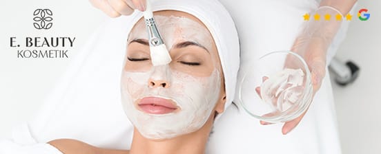 Gesichtsbehandlung C Treatment